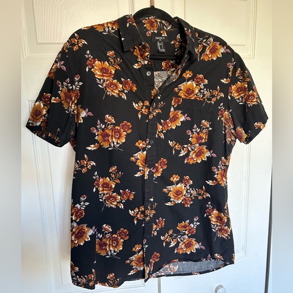 Forever 21 Other - Men’s Floral Button Down - L
